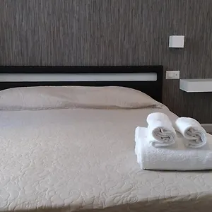  Pensiune Cconforthotels R&b Gary House